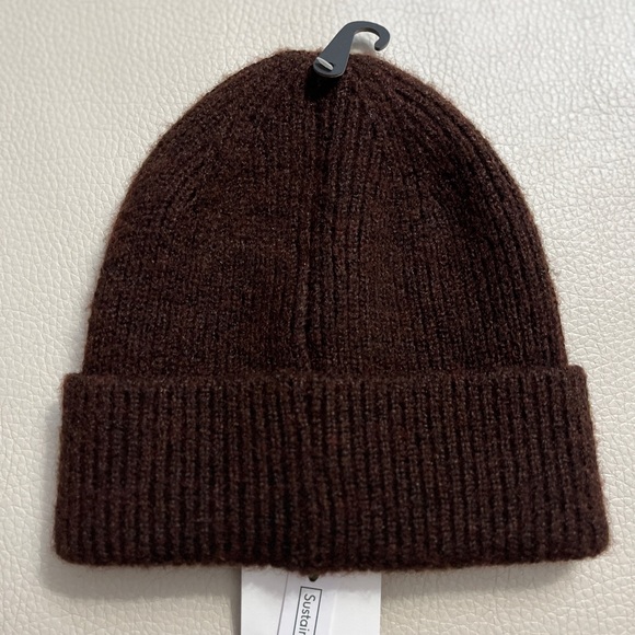 NWT - Barbour Roll Up Beanie - Picture 3 of 4